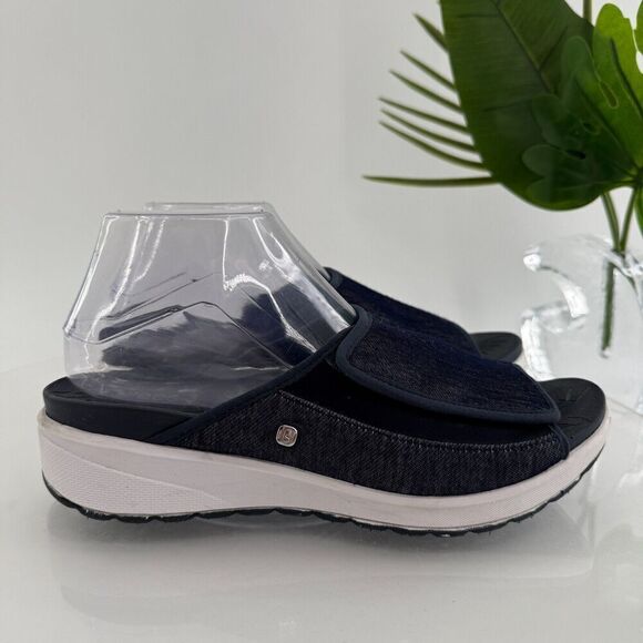 Bzees Women's Galaxy Sandals 8.5 Wedge Heel Slip On Blue Textile Casual Comfy - Picture 4 of 16